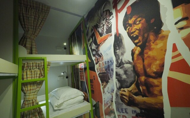 Panda's Hostel - Old Hong Kong