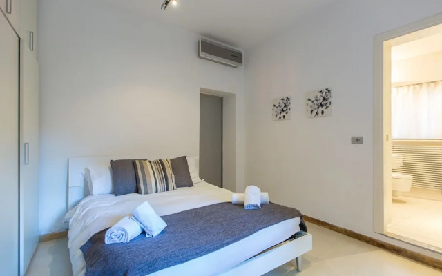 Rental in Rome Bernini Square