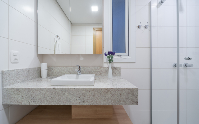 Novíssimo apto de 2 quartos no centro de Gramado