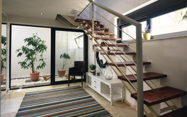 Seacrete villas