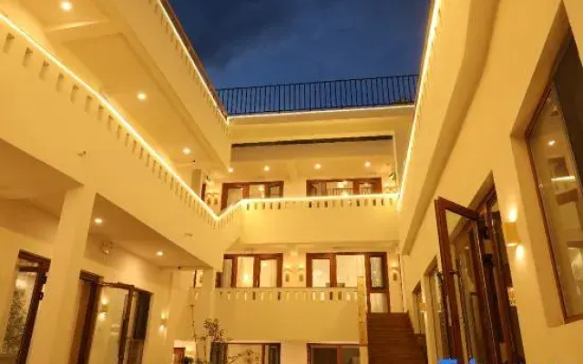 Guanbai Guesthouse