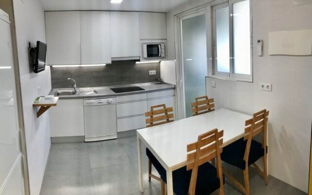 Los Ranchos Apartment