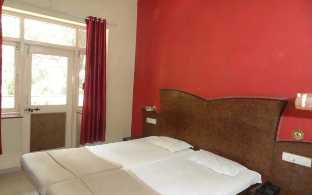 Hotel Ashok Deluxe