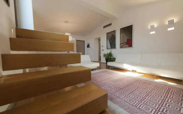 Loft in Master Palace