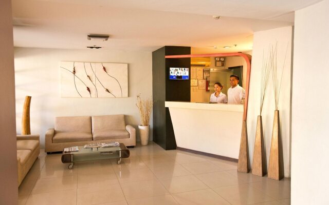Travelbee Fuente Inn