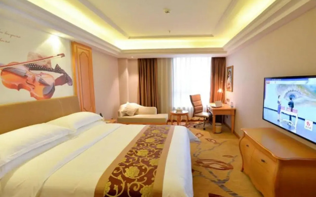 Vienna Hotel Guangdong Chaoyang Mianxi Road