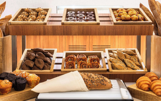 Doubletree By Hilton Amman Hotel & Residences