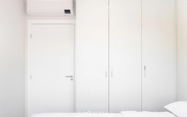 Apto moderno com piscina e churrasqueira CRR201