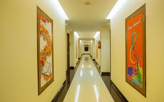 Front One Hotel Purwodadi