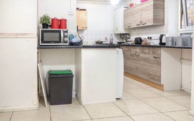 Teviot Street - Deluxe Double Room