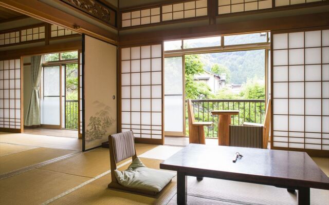 Kinokuniya Jinpachi Ryokan Inn