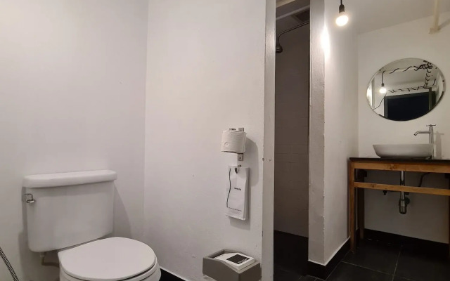 Hand Hotel