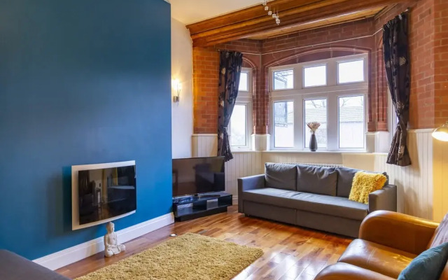 Luxury Apt No 1 - Two Bed Apartment