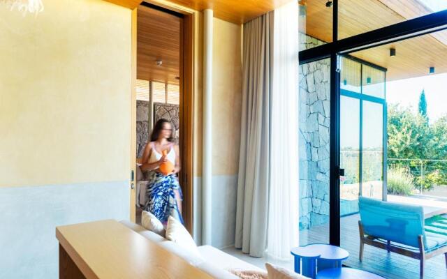 Birdcage 33 Hotel - Adult Only