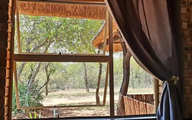 Unathi Game Lodge