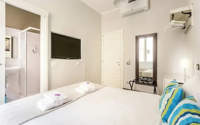 Nicole Suite