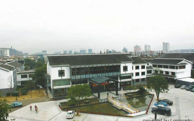 S&N Phoenix Comfort Villa