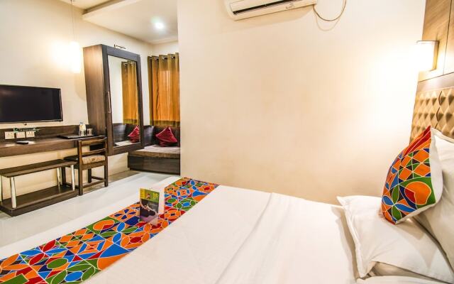 FabHotel Kiran Inn Tukoganj