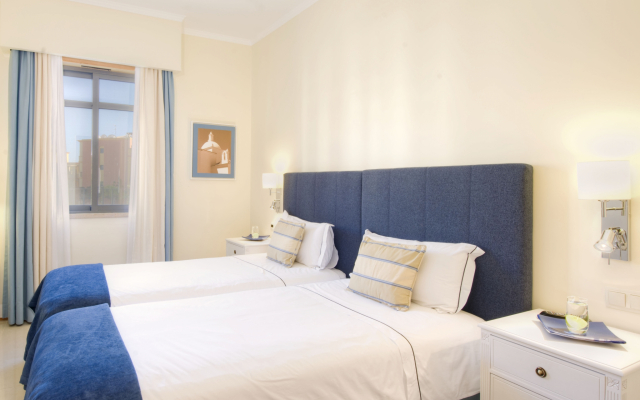 The Residences at Victoria	