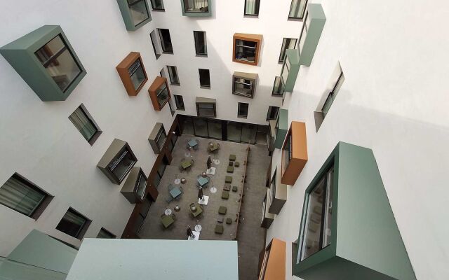 Hotel Macia Sevilla Kubb