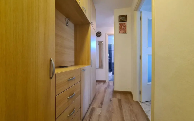 Apartment 1389