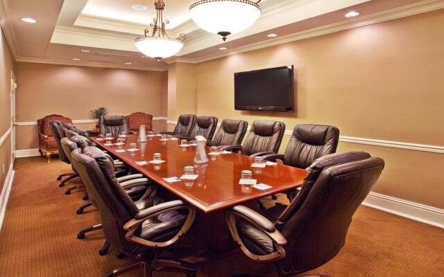 Holiday Inn Express Savannah - Historic District by IHG