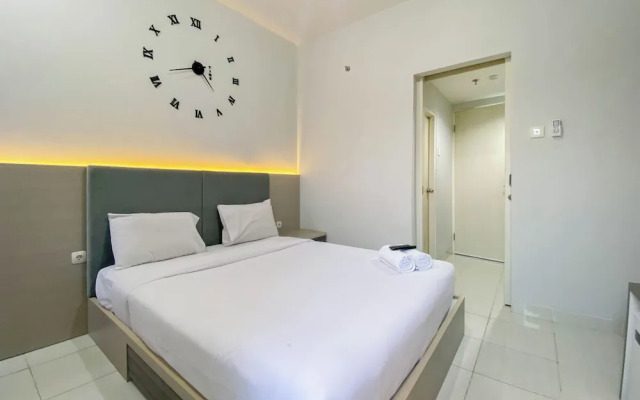 Comfortable 1Br Without Living Room At Amartha View Apartment