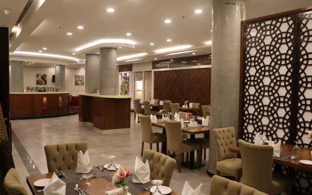 Al-Maali Hotel