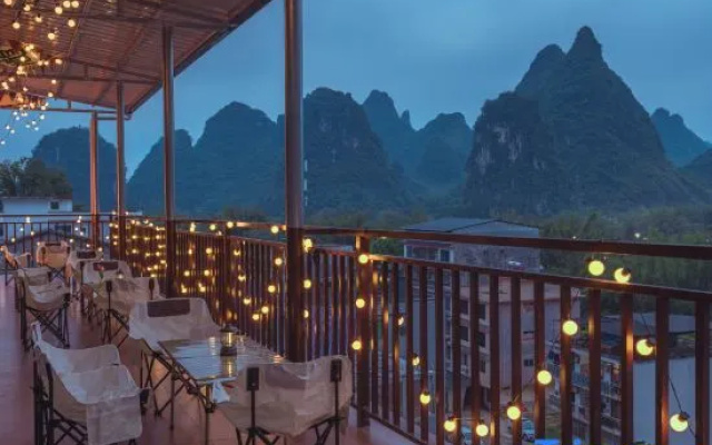 Yangshuo Stroll Lijiang Homestay (Impression Liu Sanjie Chinatown Wharf) – Outside – Guilin
