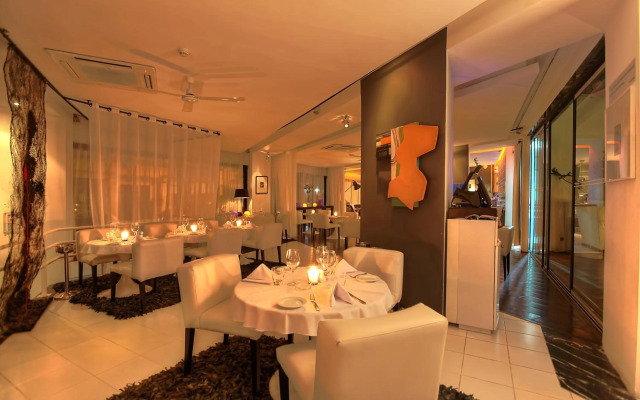 Bab Hotel