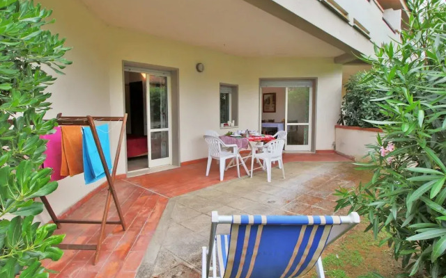 Scenic Holiday Home in Giannella near Beach