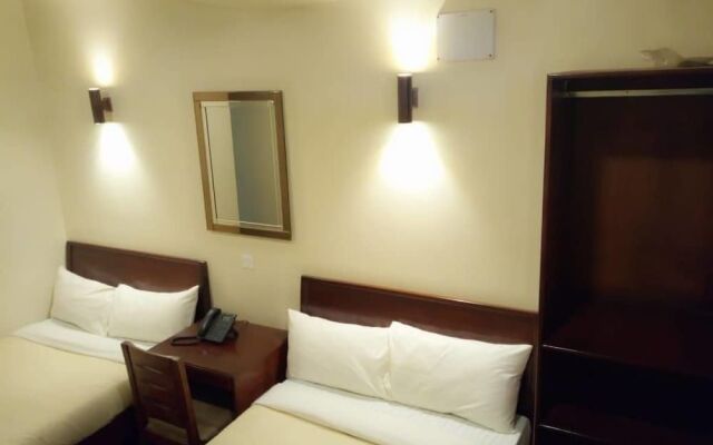 Shangri-La Fortune Hotel