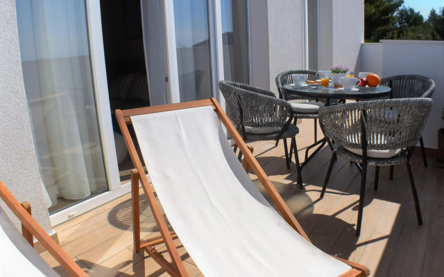 Apartments Pera