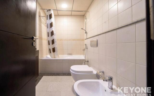 KeyOne - 1BR in Bay Central