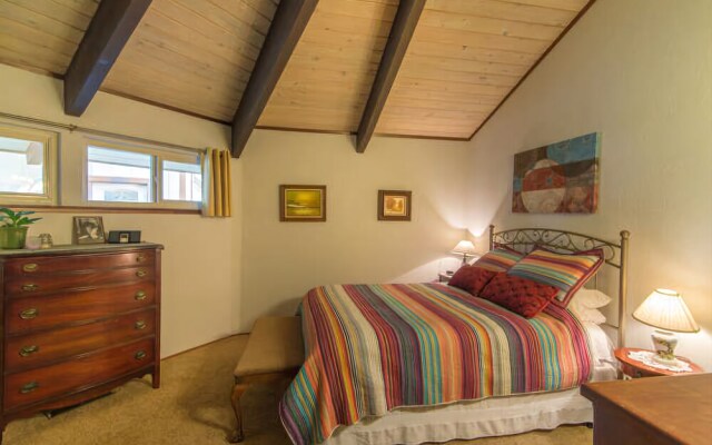 Reynold by RedAwning