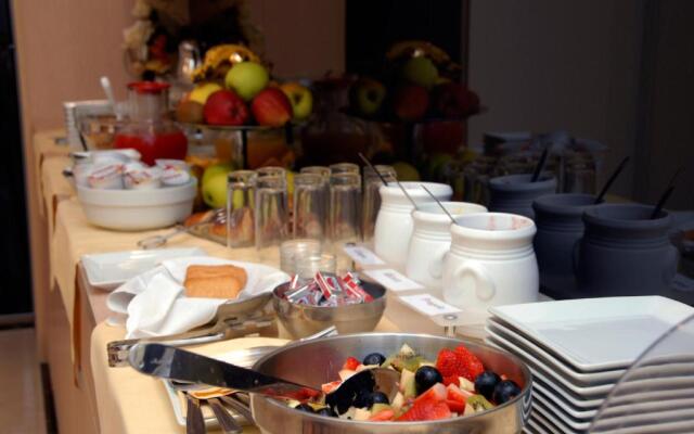 Groane Hotel Residence
