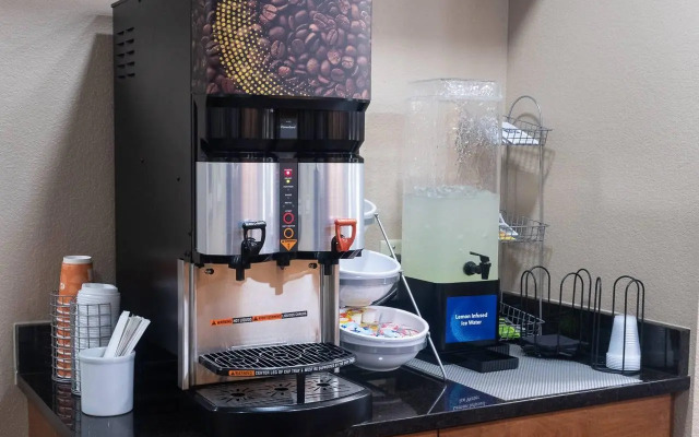 Comfort Inn & Suites Caldwell