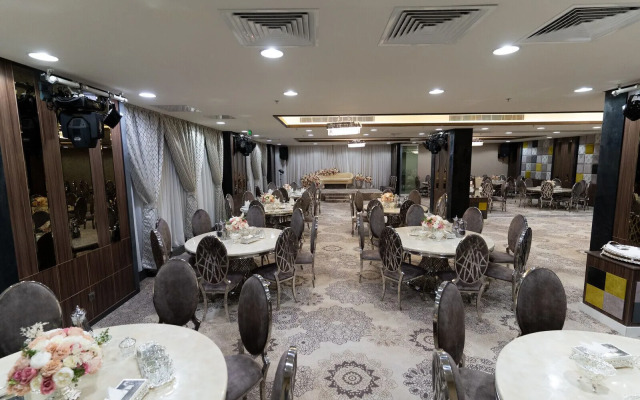 White Diamond 3. Al Nuzha