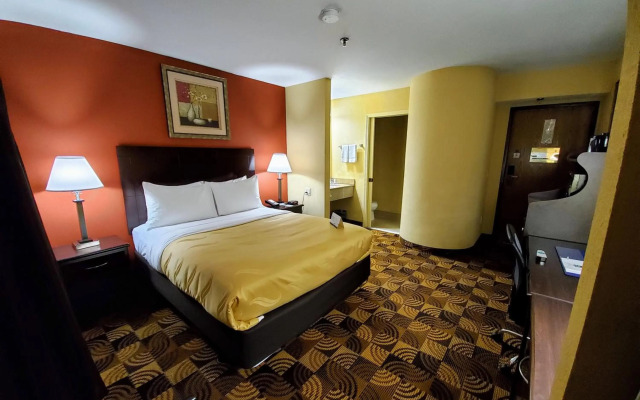 Quality Inn Brunswick Cleveland South