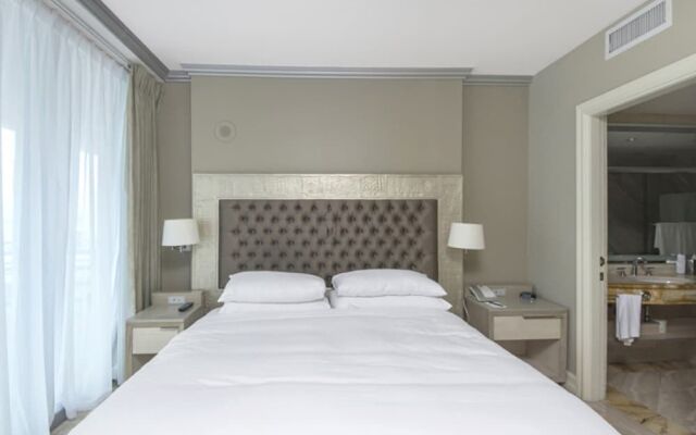 Private Condos at 101 Ocean by LMC