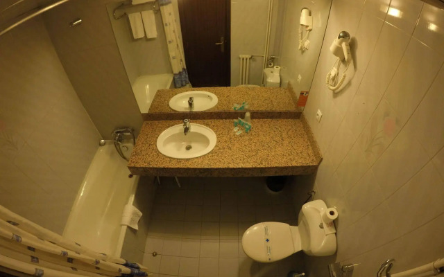Somriu Hotel City M28
