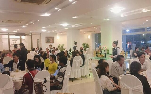 Chau Pho Hotel