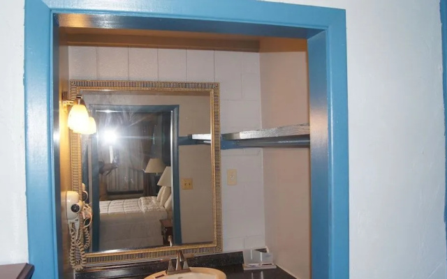Stone Inn Motel