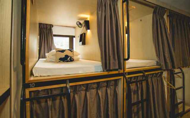 Traveller Bunker Hostel 1