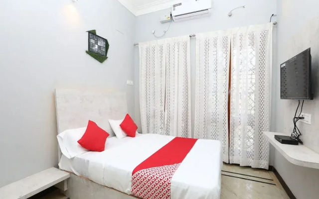 OYO 17246 Anurag Inn