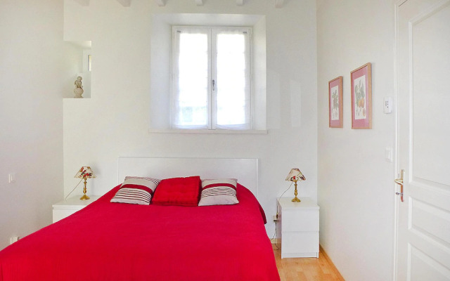 Stone House Near Pink Granite Coast Beaches