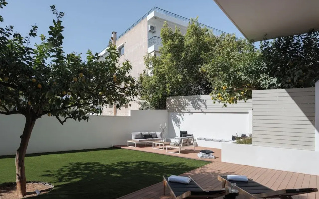 Athena's Lemon Grove Glyfada