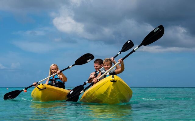 Hodges Bay Resort & Spa, an HQ Luxury Resort & Residences