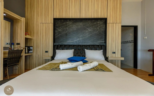 Pak Nam Resort
