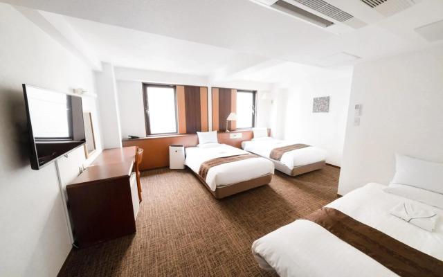 Toyo Hotel